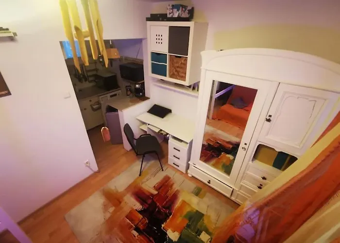 아파트 Chique One-room Designed For 4
