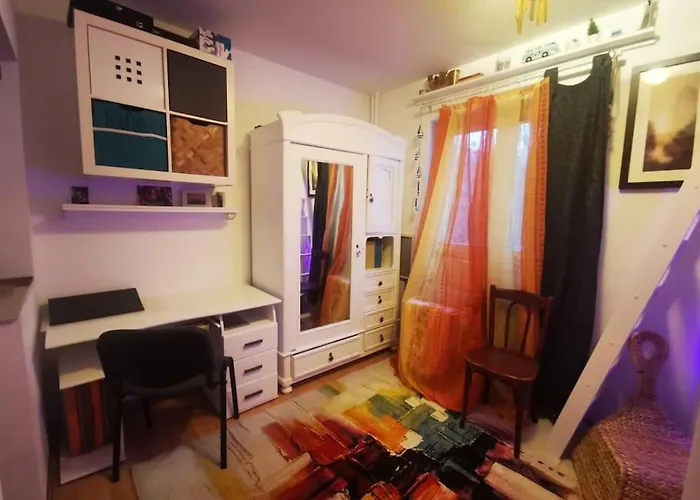 Chique One-room Designed For 4 부쿠레슈티